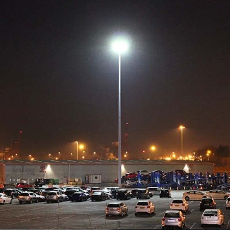 Street Lighting LED Luminaire Arrangement