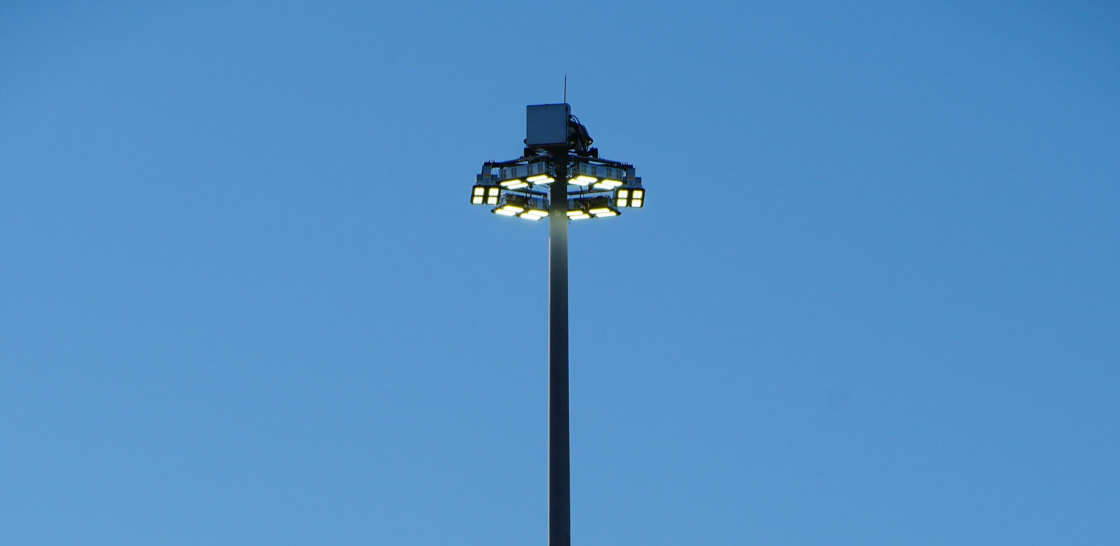 ZC Lighting High Mast Lights: Modular Design and Multi-Angle Light Distribution Solutions