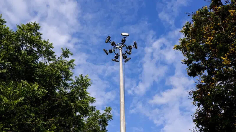 How to Replace Traditional High-Pressure Sodium Lamps with ZC Lighting High Mast Lights