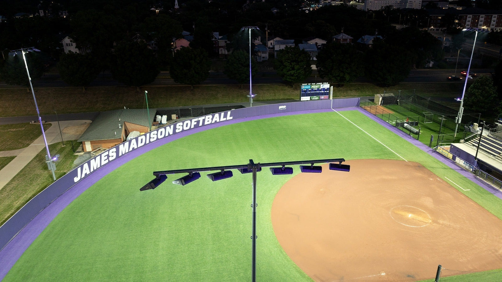 Top 10 Reasons to Choose LED Sports Lighting Over Traditional Metal Halide?