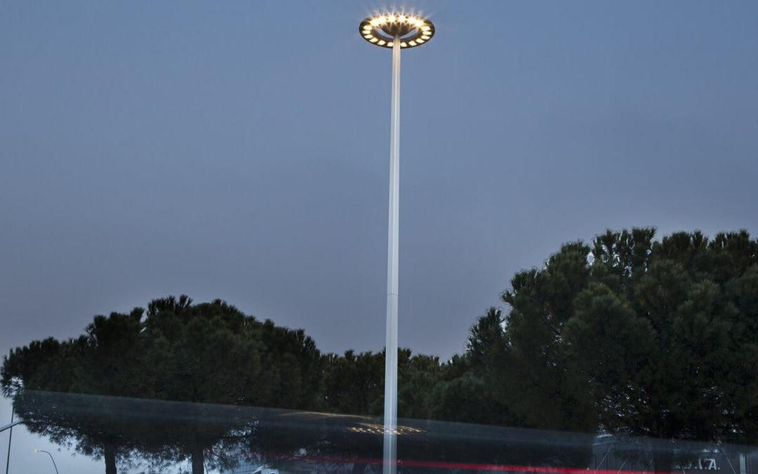 Analyzing the Light Distribution Logic of Floodlights at Different Heights
